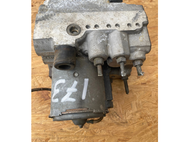 Блок АБС 703907379A, 6720126   Volkswagen  Transporter - Caravelle T4  1991 - 2003 года