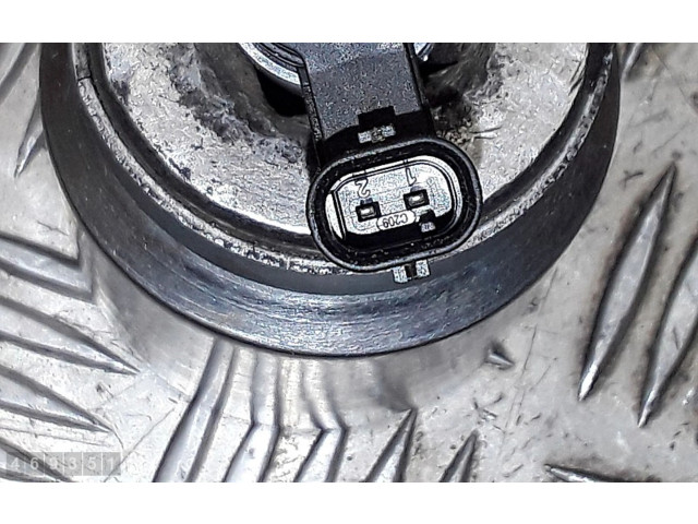 Vstřikovač 0261500354, 04E906036Q   Seat Toledo IV (NH)     