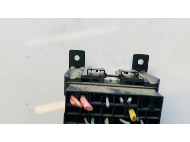 Pojistková skříňka Mazda CX-7 2007