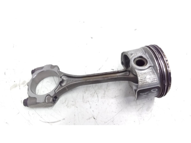 Píst 21120 Toyota Yaris pro benzínový motor 1.5 0869