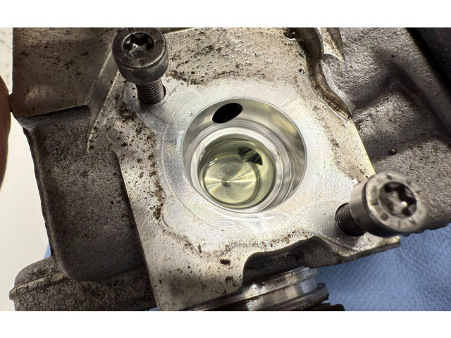 Комплект системы впрыска топлива 03L130277J, 03L130755D Volkswagen Touran II CFJA