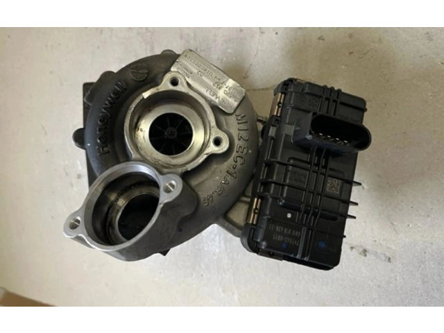 Turbodmychadlo Нагнетатель 8590917 BMW M5