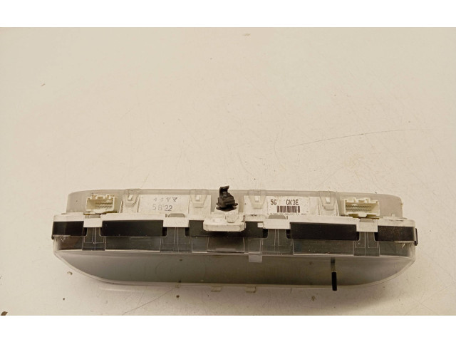 Панель приборов Mazda 626