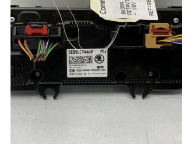 Блок управления климат-контролем 5E0907044BAYMS   Skoda Octavia Mk3 (5E)