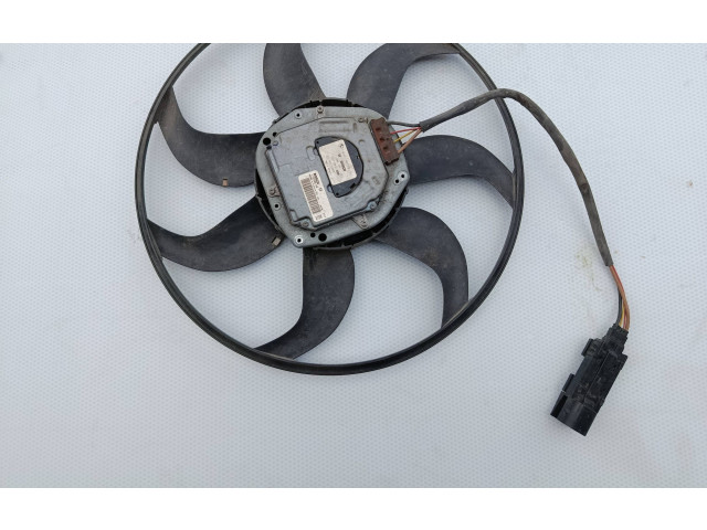 Вентилятор радиатора     7561713    BMW 3 E90 E91 