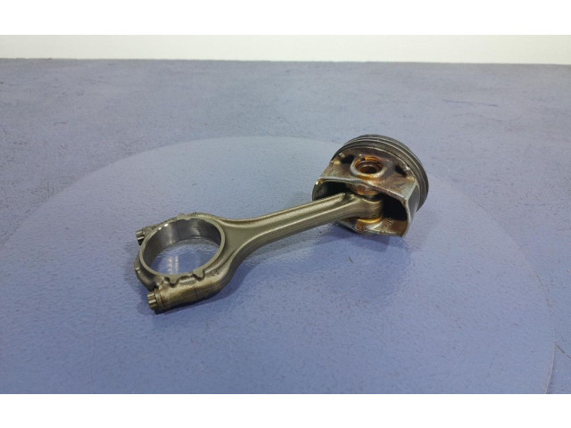 Поршень Skoda Octavia Mk3 (5E)