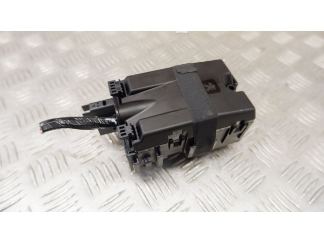 Pojistková skříňka 9812661980, 9812661980 Peugeot 208 2022