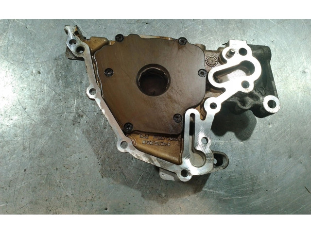 Масляный насос  CHZC 04E115109D  Skoda Rapid (NH) 