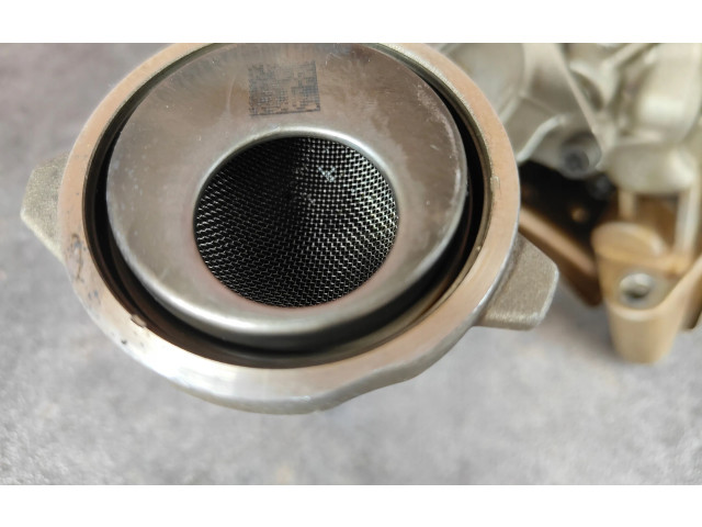 Čerpadlo oleje 7570806 BMW 7 F01 F02 F03 F04