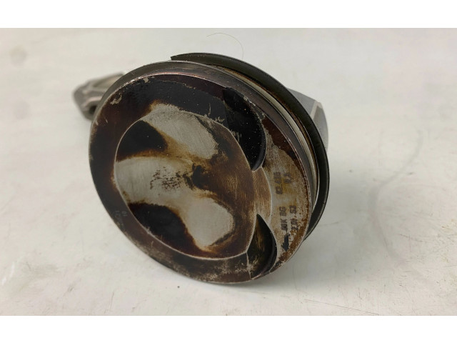 Píst 02606LJ1, 4202606LJ1 Audi A3 S3 8V DNUE