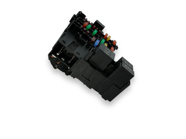 Блок предохранителей 5Q0937615C   Audi A3 S3 8V    