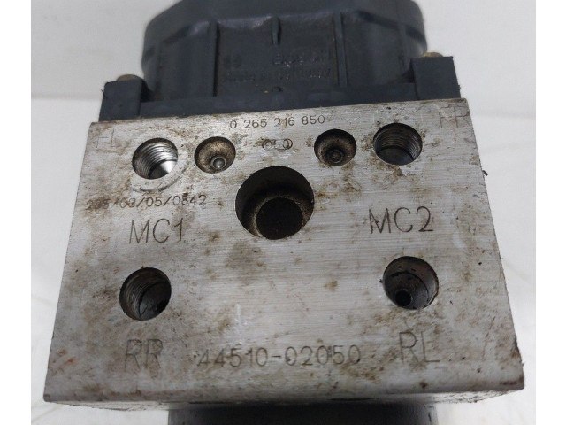 Блок АБС 0273004571, 0265216850 Toyota Corolla Verso E121 2001 - 2004 года