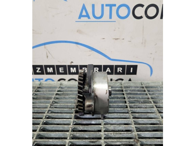 Масляный насос     Jeep Cherokee III KJ 