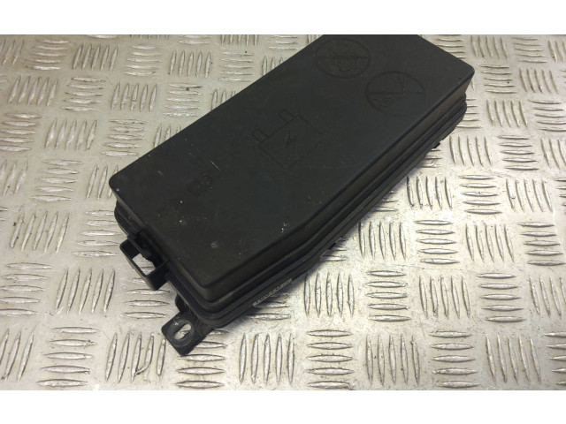 Блок предохранителей 95471067 Vauxhall Antara