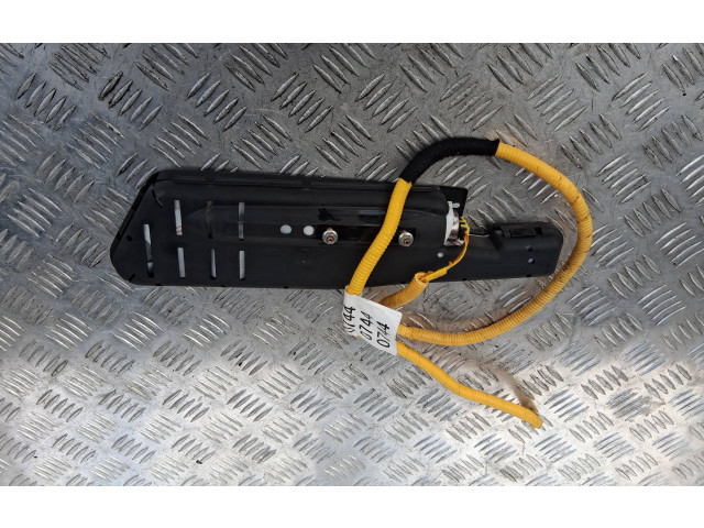 Блок предохранителей  13251405   Chevrolet Orlando    