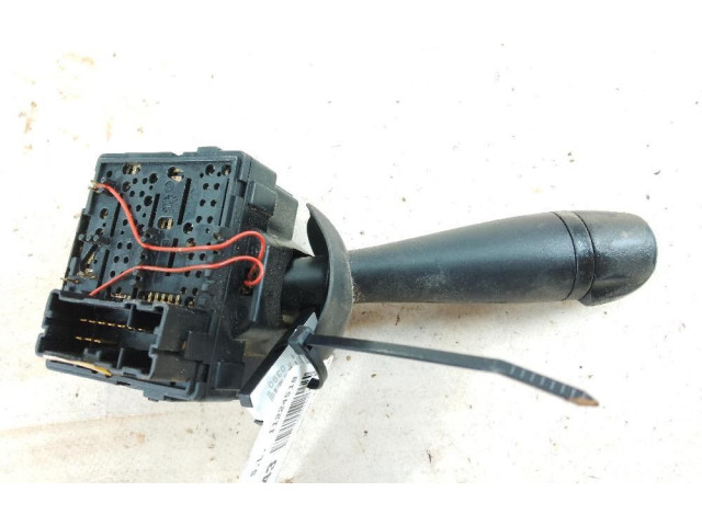 Ручка стеклоочистителей 681727472R   Dacia Dokker