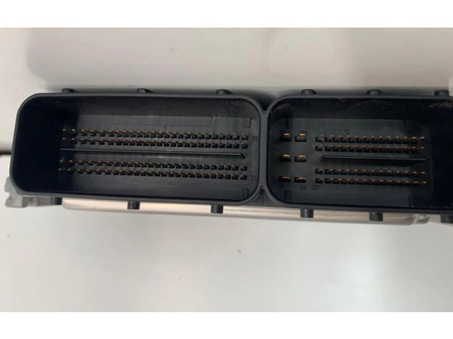 Řídící jednotka Nissan Patrol Y61 2008