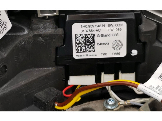 Руль Volkswagen Golf VII 2013 - 2019 года nan, CZARNY