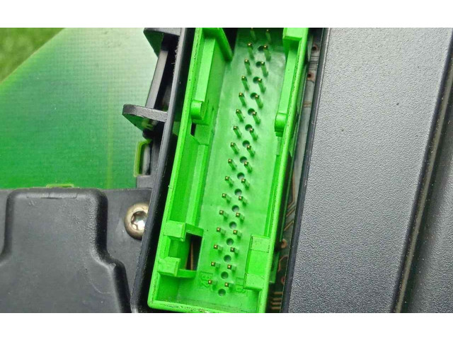 Панель приборов Audi A6 S6 C4 4A