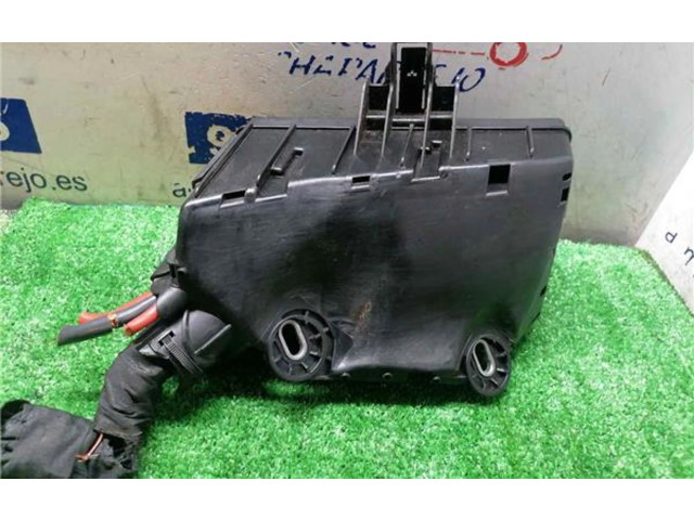 Блок предохранителей 5Q0907361D, 5Q0907361D Skoda Octavia Mk3 (5E)