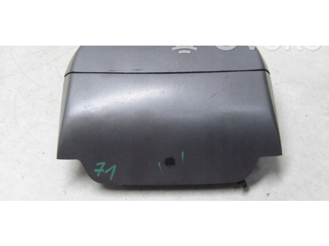 Дисплей Renault Trafic II (X83)