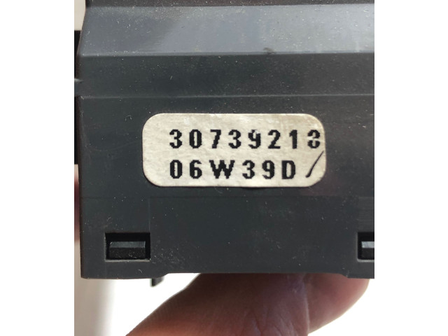 Ручка стеклоочистителей 30739213, 06W39D   Volvo V70