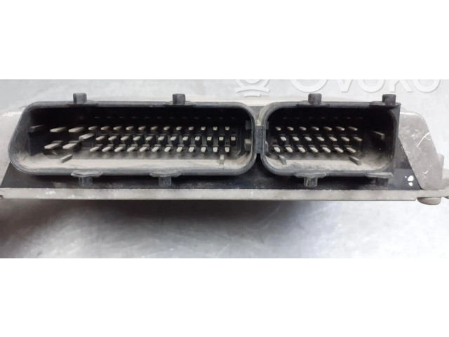 Řídící jednotka 047906030B   Skoda Felicia I 