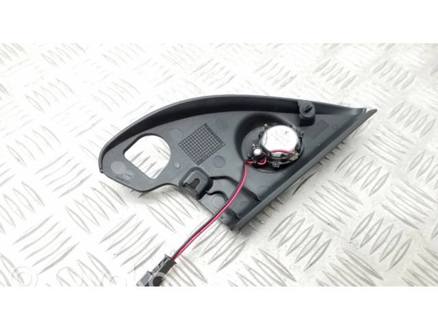 Громкоговоритель (громкоговорители) высокой частоты в передних дверях