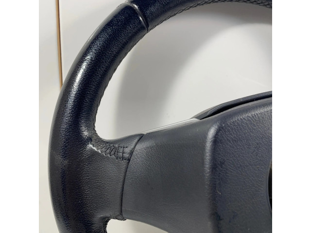 Volant Toyota Avensis T270 2014