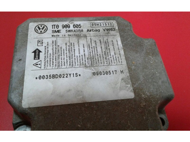 Блок подушек безопасности 1T0, 08   Volkswagen Touran I