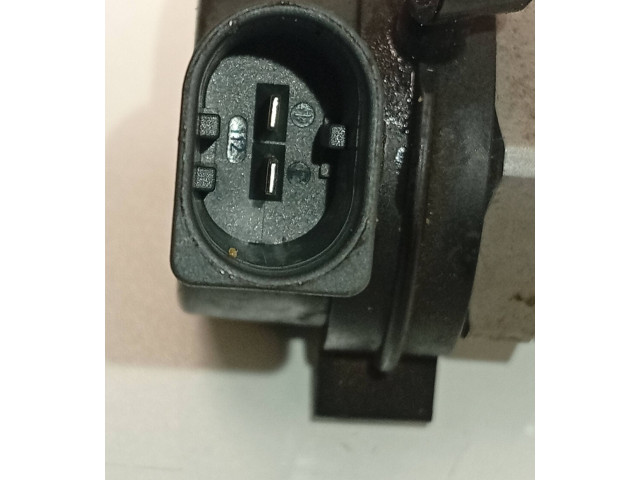 Топливная рампа 059130090AH, 057130764H Audi A5 8T 8F для двигателя CGKA