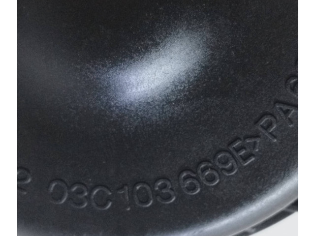 Масляный насос  caxa 03C103669E, 03C115251  Volkswagen Golf Plus 