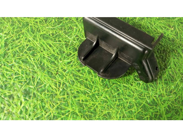 Pojistková skříňka 106887 BMW M6 2007