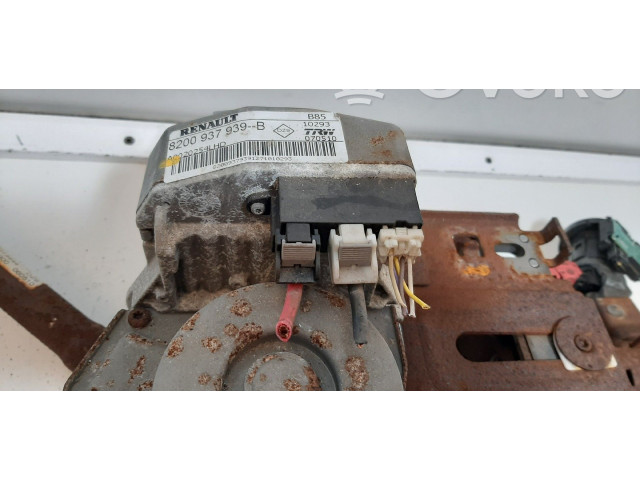 Руль Renault Clio III  2005 - 2012 года 8200937939B      