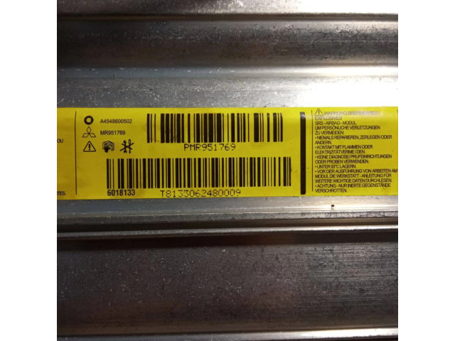 Подушка безопасности пассажира MR951769, PMR951769 Mitsubishi Colt