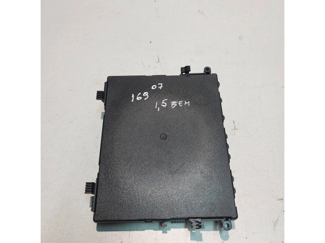 Pojistková skříňka 1695453432, 5DK00872813 Mercedes-Benz A W169 2006