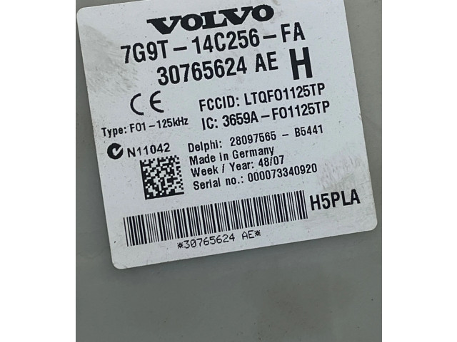 Блок предохранителей 7G9T14C256FA, 30765624AE   Volvo V70    