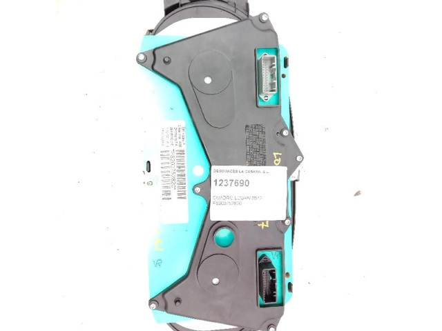 Панель приборов Dacia Logan I