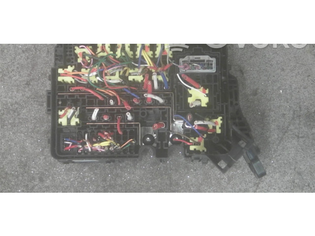 Pojistková skříňka 91335-H8380FOR KIA Stonic 2019