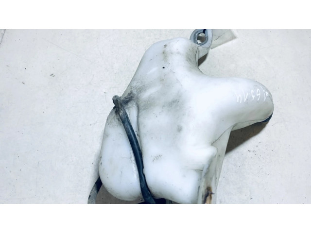 Бачок оконной жидкости