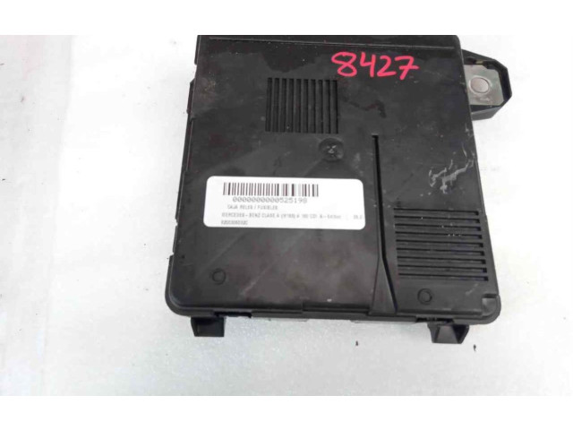 Блок предохранителей 8200306032C   Mercedes-Benz A W169    