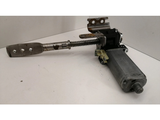 Электрический двигатель для регулировки положения руля