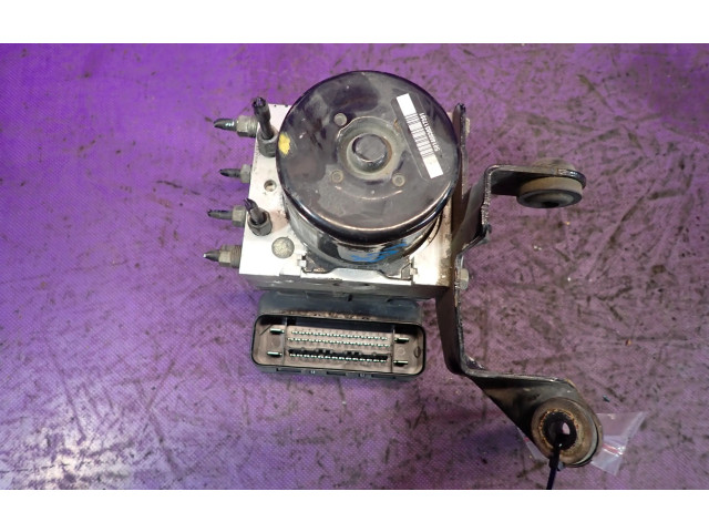 Блок АБС 8V61-2C405-AF, 8V61-2C405-AF Mazda 3 II 2009 - 2013 года