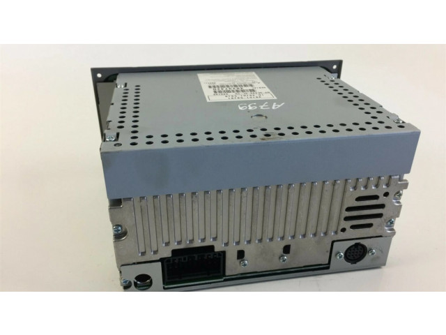 Радио/ проигрыватель CD/DVD / навигация