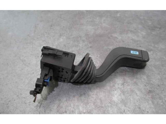 Ручка стеклоочистителей 09185413, 012268700   Opel Meriva A