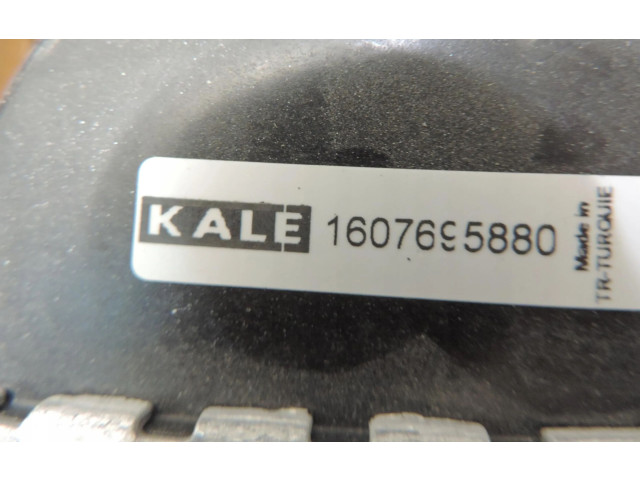 Интеркулер M000T20672 Mitsubishi Grandis