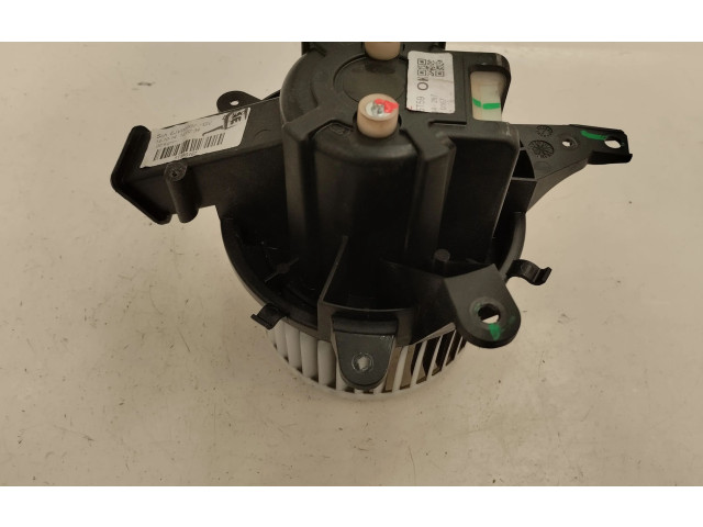 Вентилятор печки Jeep Renegade