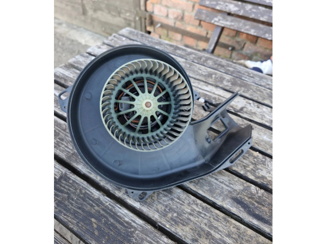 Вентилятор печки       Opel Meriva A