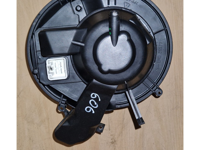 Вентилятор печки Volvo S60