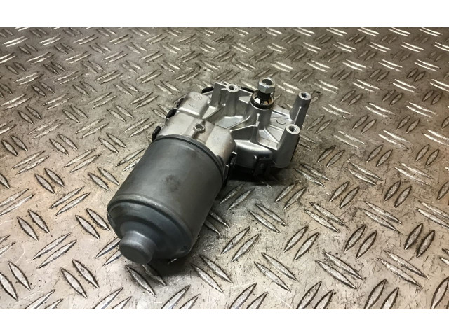 Моторчик дворников 67633405    BMW X3 E83